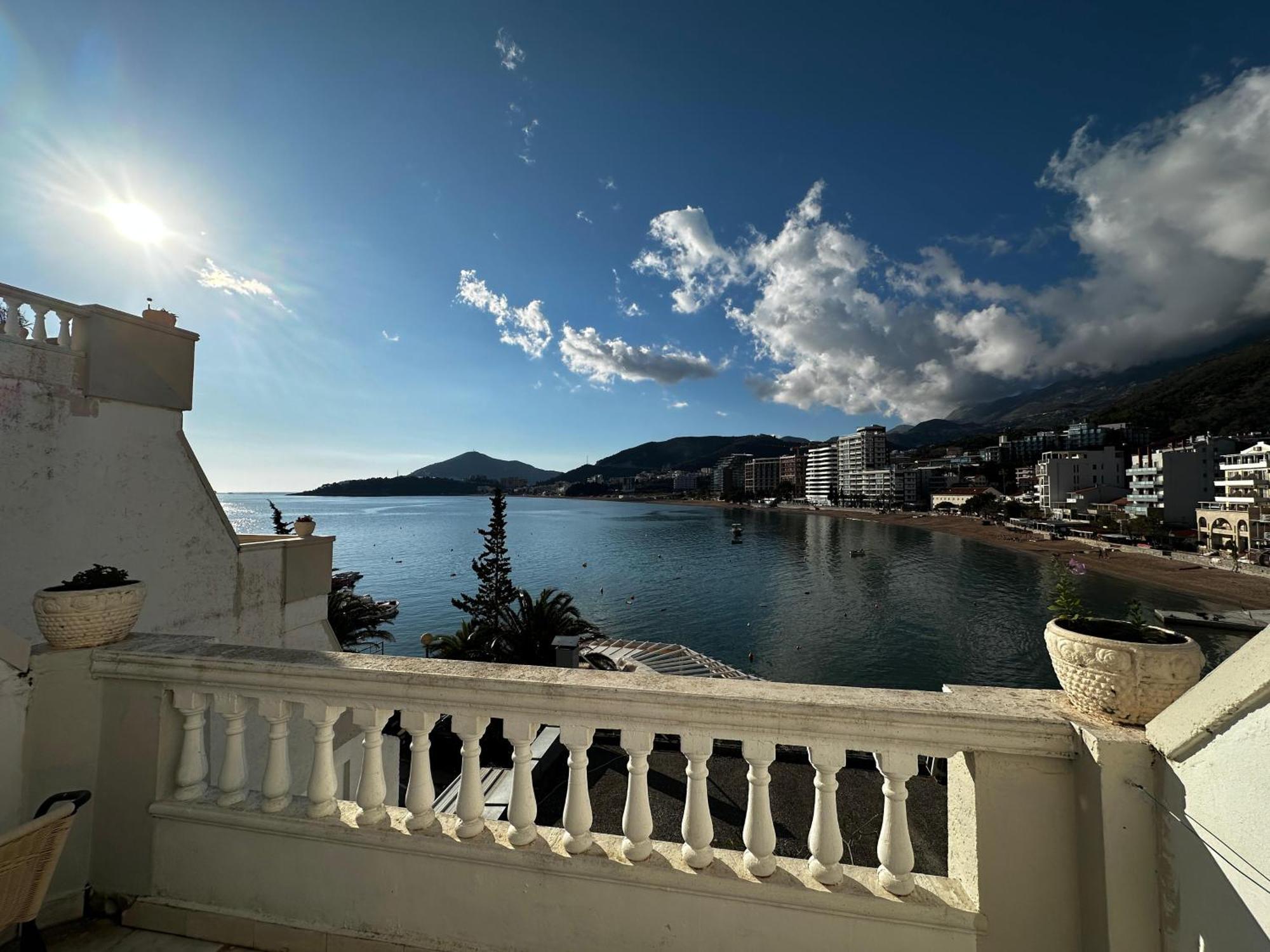New Hotel Kuc By Marvel Budva Eksteriør billede