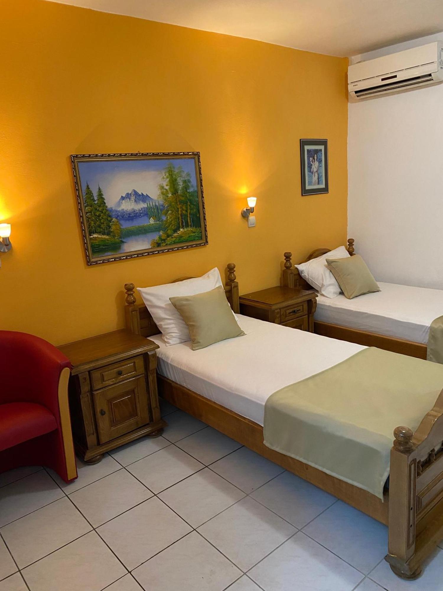 New Hotel Kuc By Marvel Budva Eksteriør billede