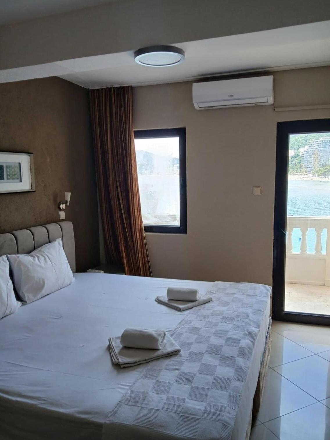 New Hotel Kuc By Marvel Budva Eksteriør billede